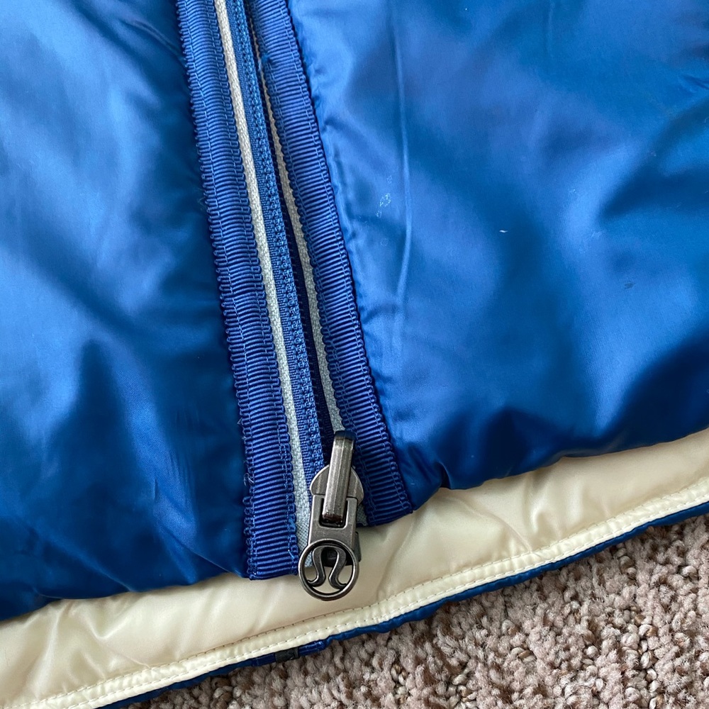 Lulu Lemon Reversible Vest - Picture 2 of 7